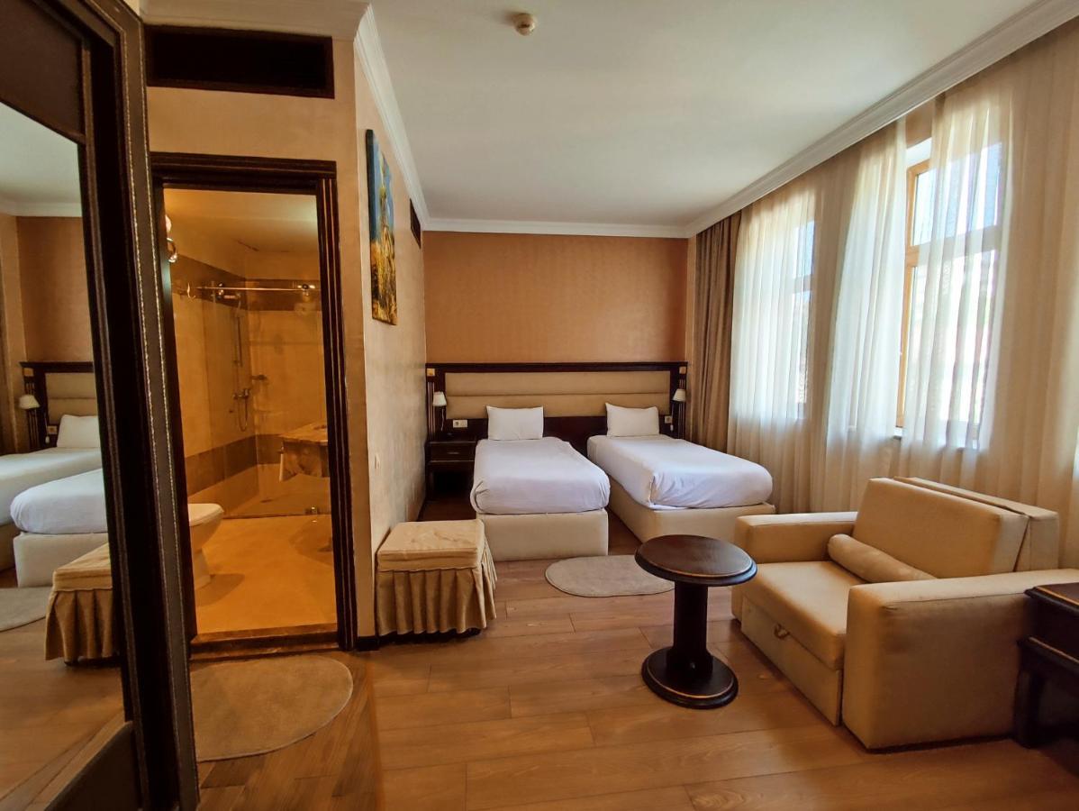 Smith'S Boutique Hotel Baku Exterior photo