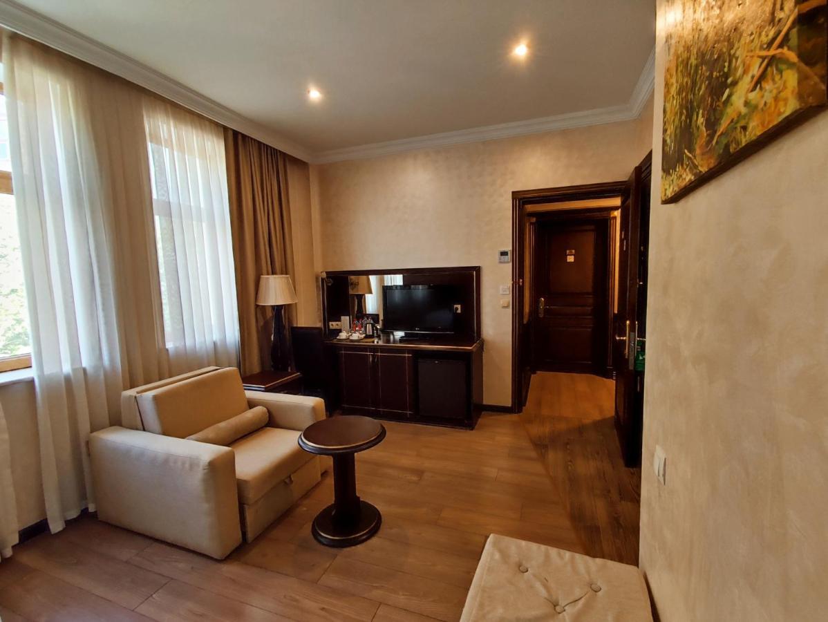Smith'S Boutique Hotel Baku Exterior photo